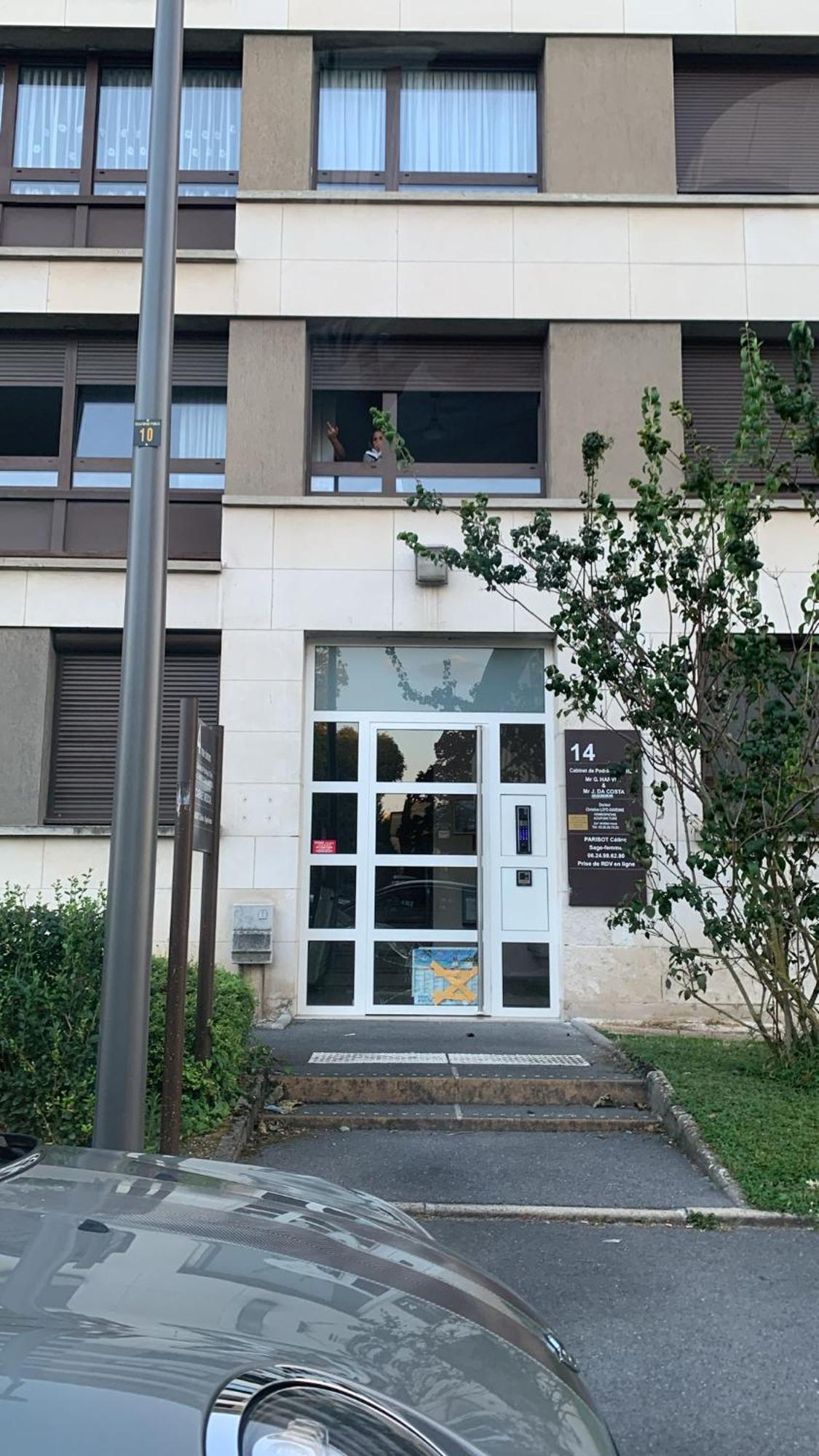 Reims Centre-Ville - 2 Chambres - 6 Personnes Au 1 Er Etage Zewnętrze zdjęcie