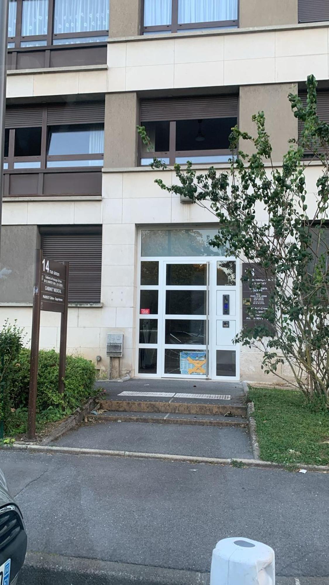 Reims Centre-Ville - 2 Chambres - 6 Personnes Au 1 Er Etage Zewnętrze zdjęcie