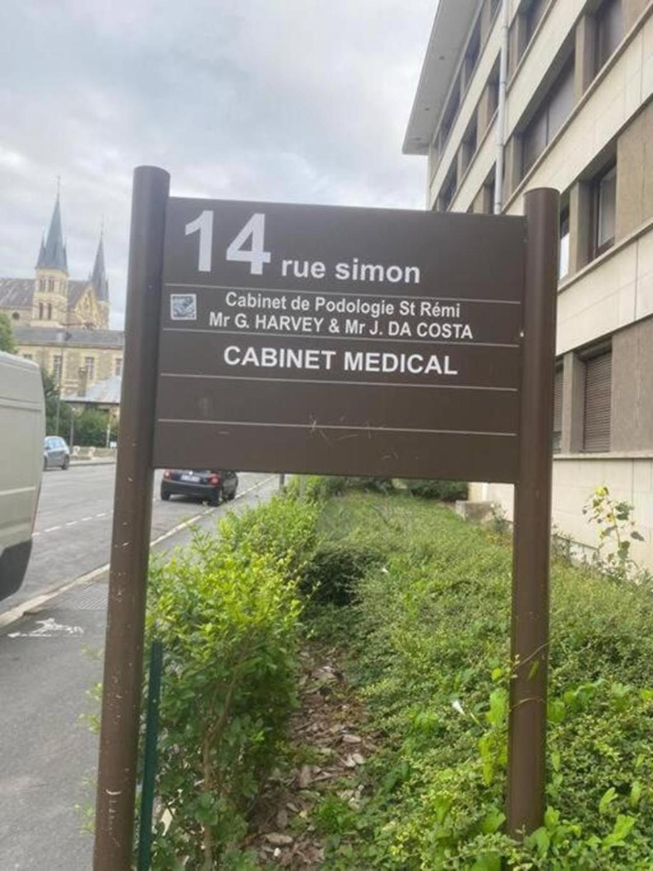 Reims Centre-Ville - 2 Chambres - 6 Personnes Au 1 Er Etage Zewnętrze zdjęcie