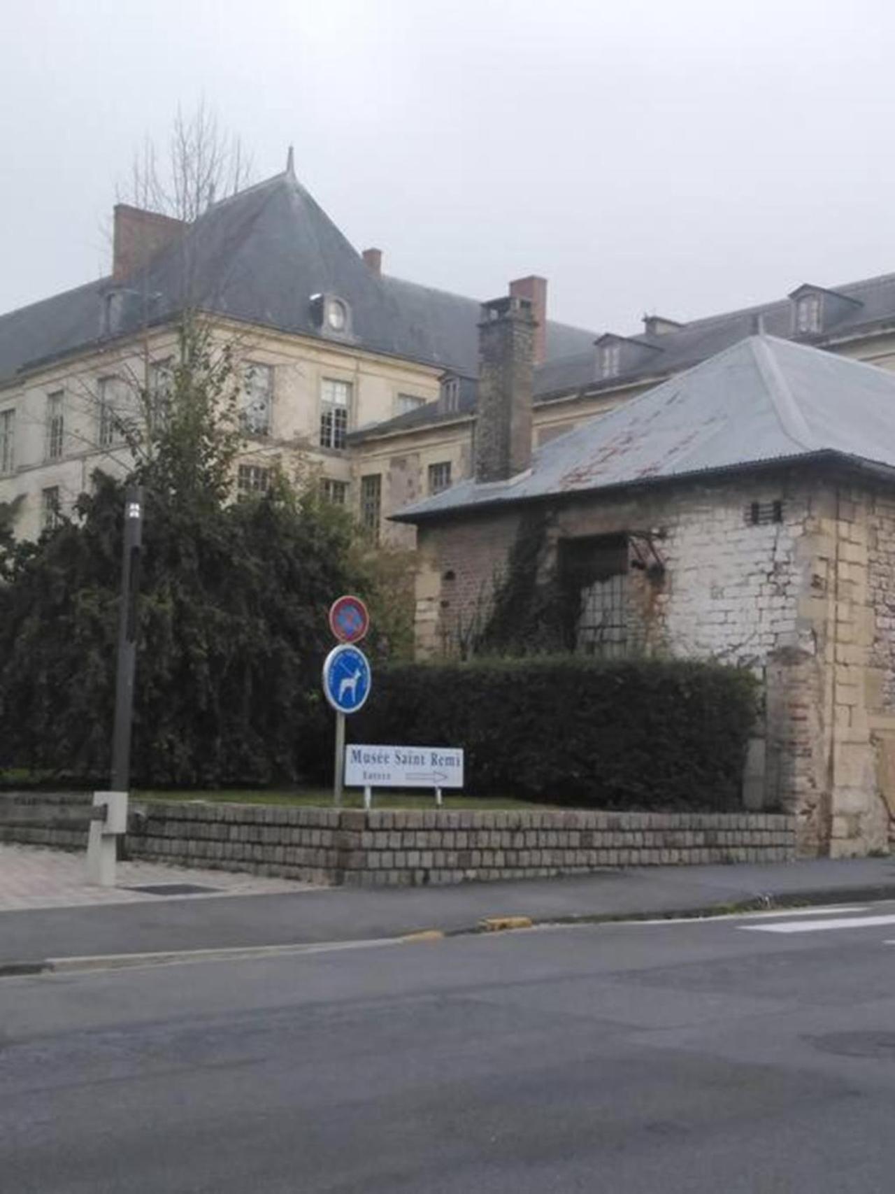 Reims Centre-Ville - 2 Chambres - 6 Personnes Au 1 Er Etage Zewnętrze zdjęcie