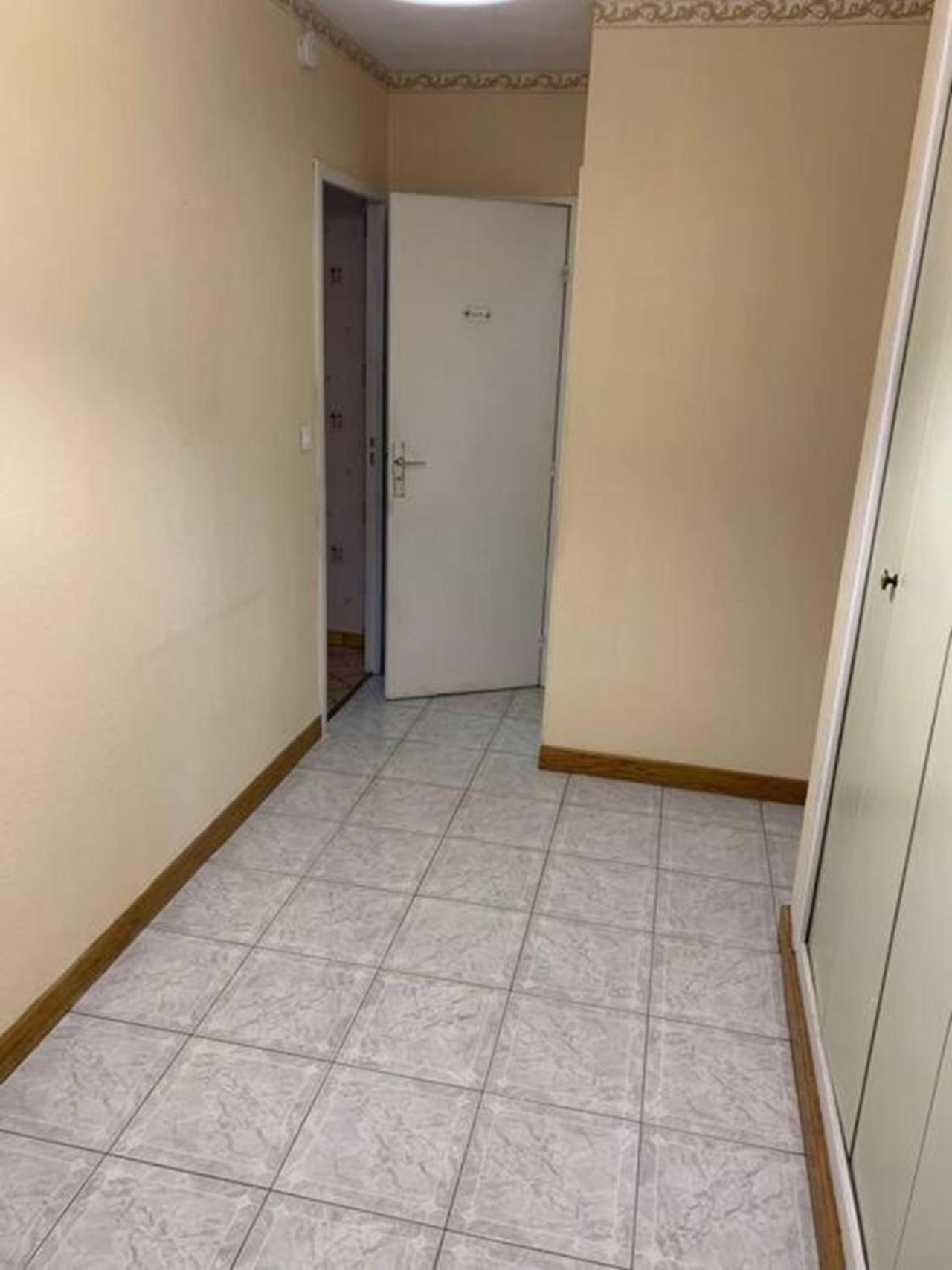 Reims Centre-Ville - 2 Chambres - 6 Personnes Au 1 Er Etage Zewnętrze zdjęcie